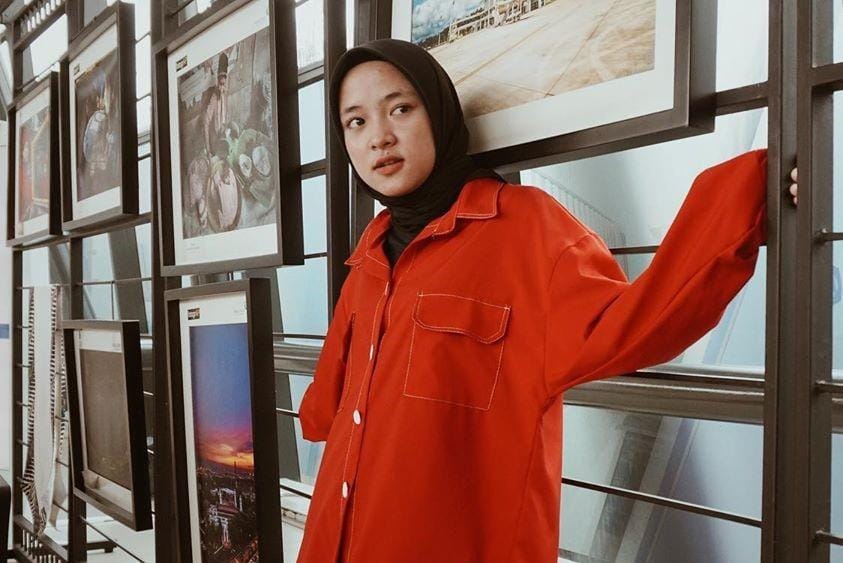 Gaya Hijab Nissa Sabyan yang Bisa Kamu Contek untuk OOTD Selanjutnya