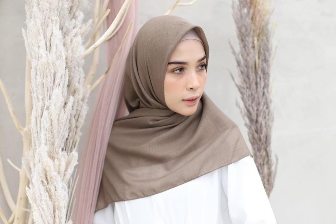 #PopbelaOOTD: Rekomendasi Kerudung Brand Lokal Dibawah 100 Ribu