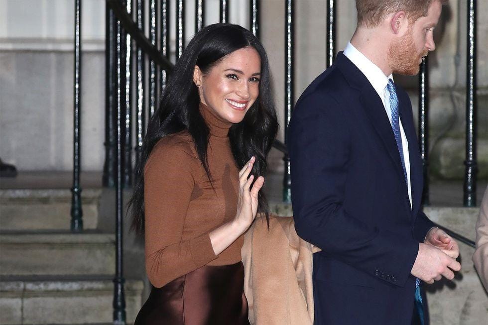 5 Aturan yang Dilarang Kerajaan, Kini Meghan Markle Bisa Memakainya