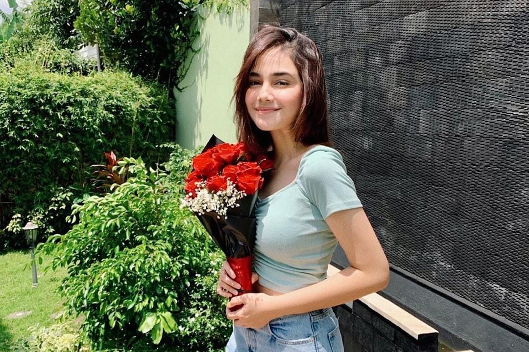 Intip Gaya Imut Syifa Hadju, Pacar Rizky Nazar yang Mencuri Perhatian