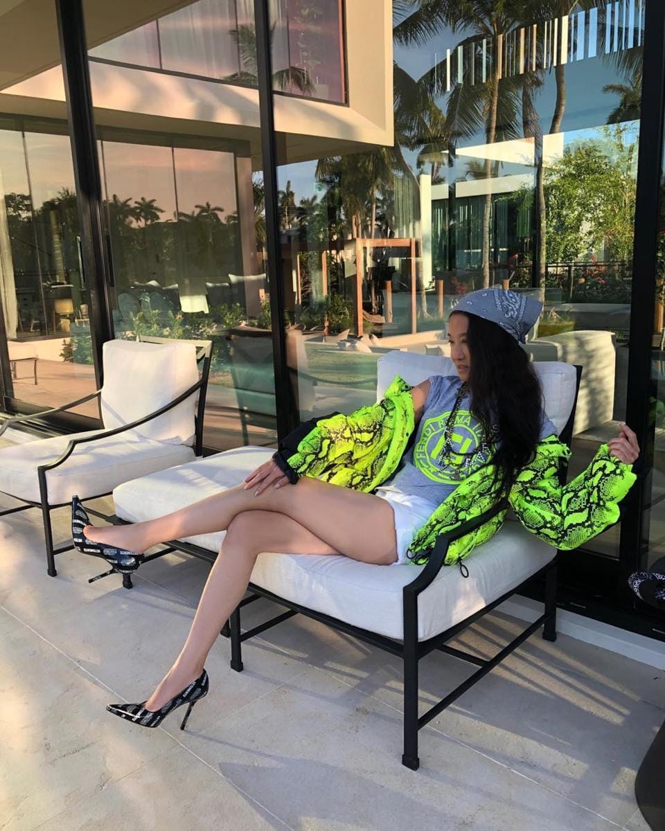 Instagram.com/verawang