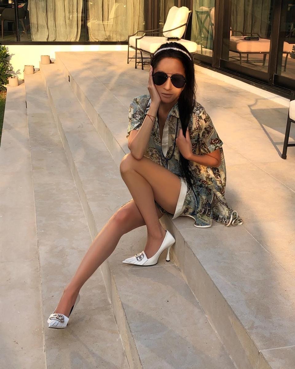 Instagram.com/verawang