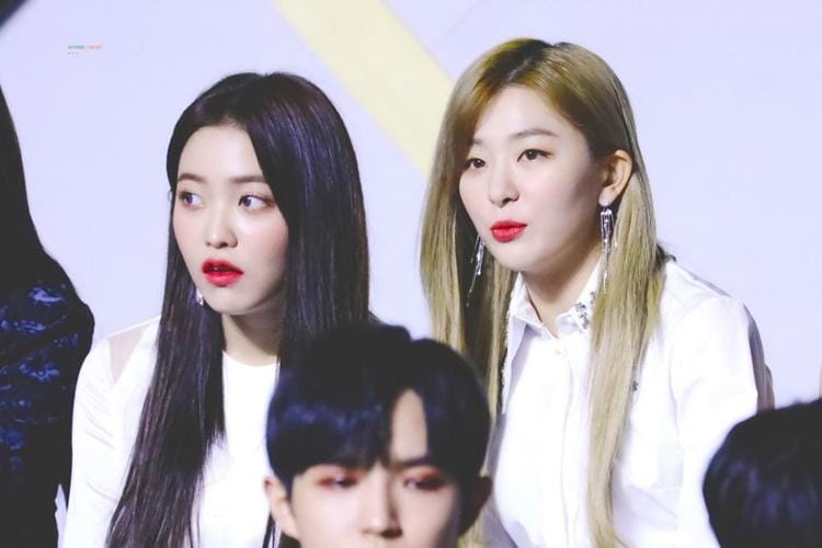 Twitter.com/redvelvel_hq