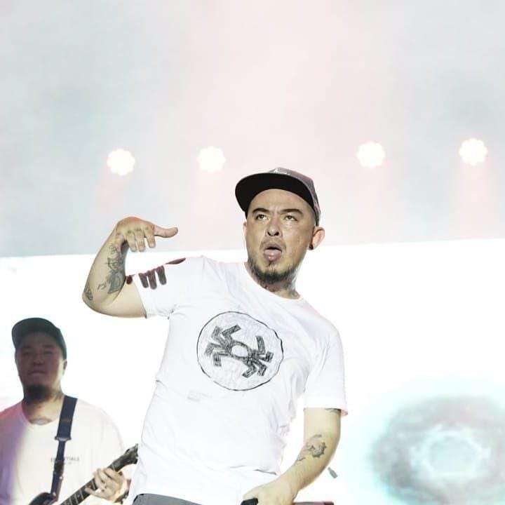 Instagram.com/callmebee01