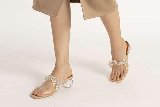 #PopbelaOOTD: Rekomendasi Sepatu Lebaran di Rumah dari Brand Lokal