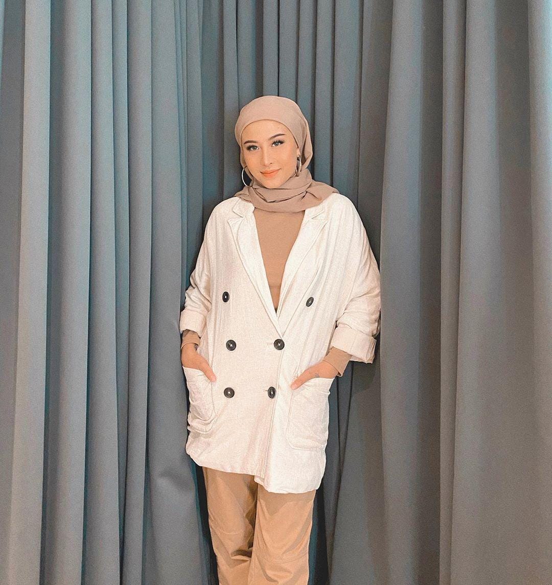Instagram.com/awkarin