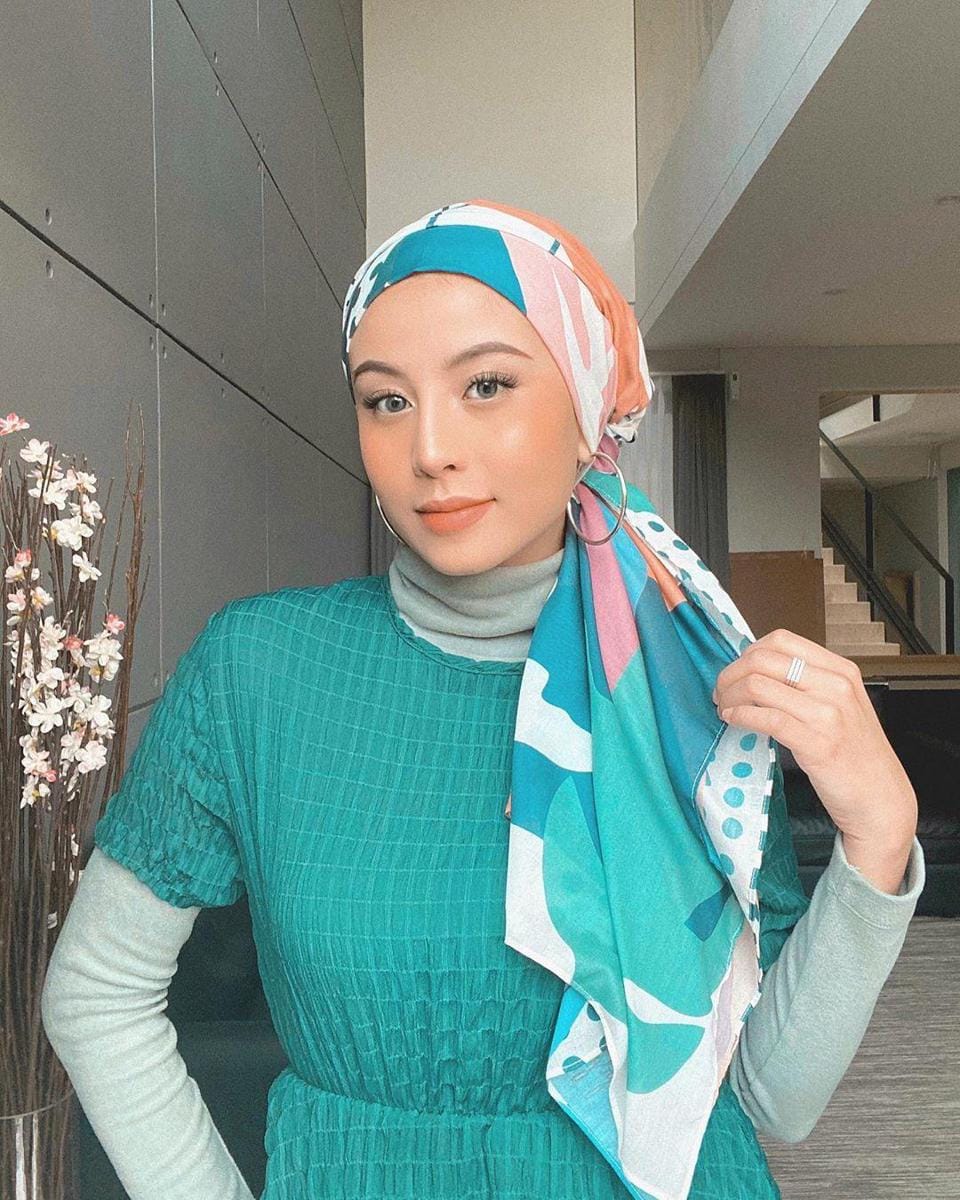 Instagram.com/awkarin