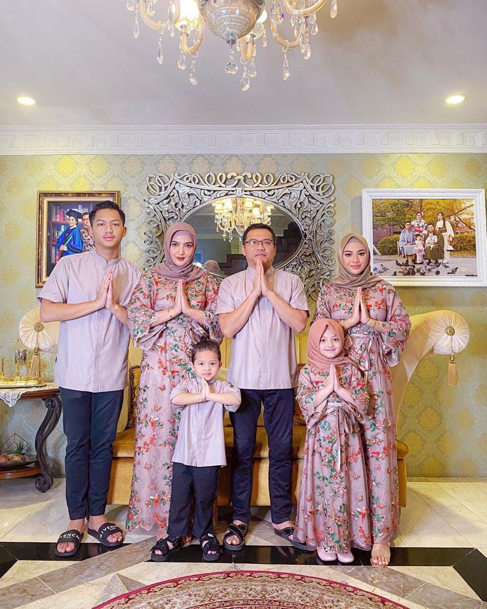 Instagram.com/aurelie.hermansyah