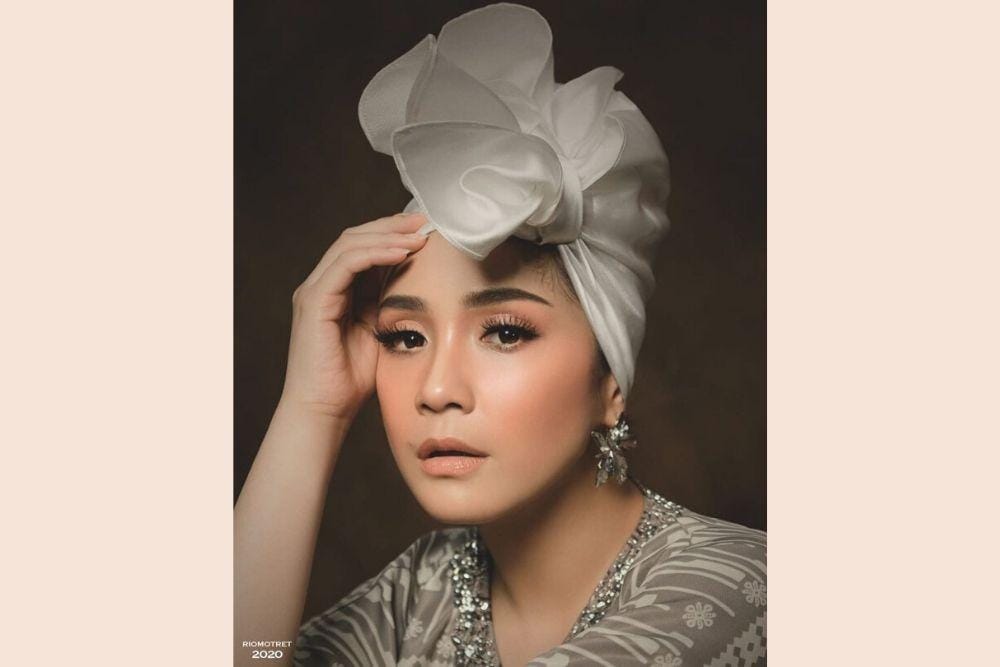 Intip Pesona Nagita Slavina Ketika Melakukan Pemotretan