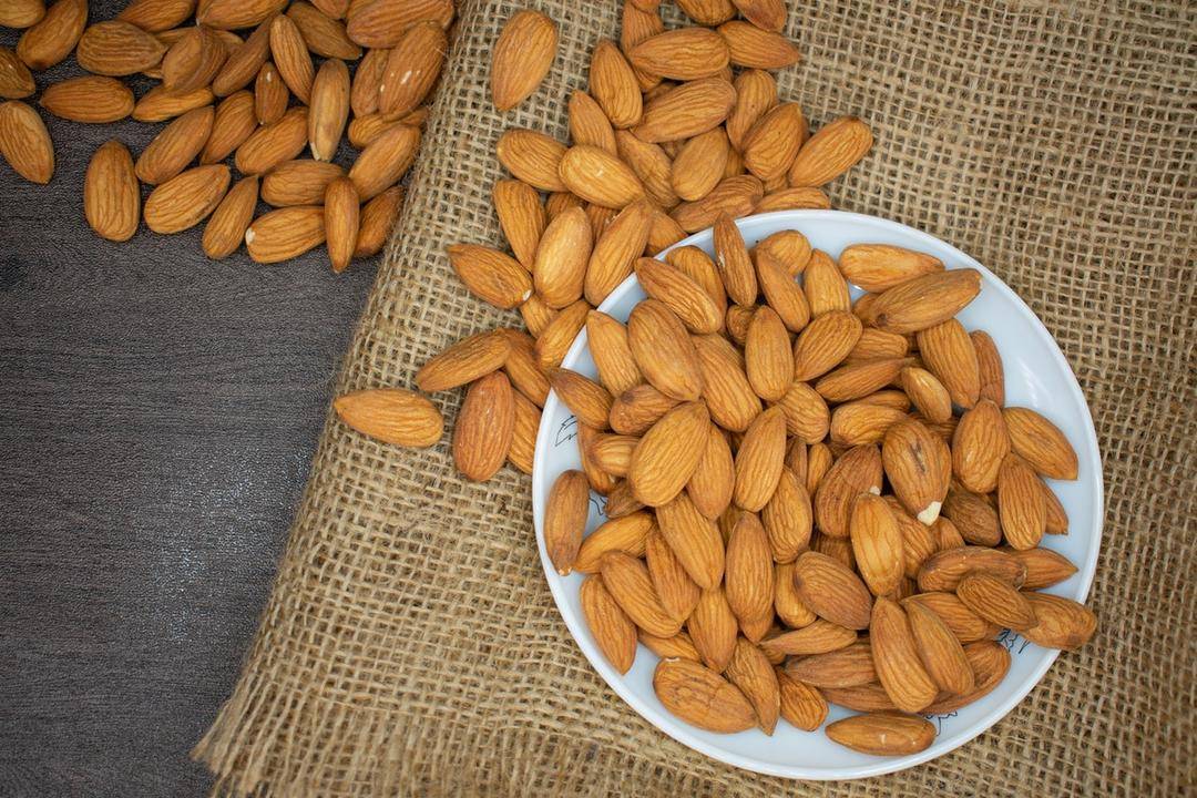 Pexels.com/Kafeel Almond