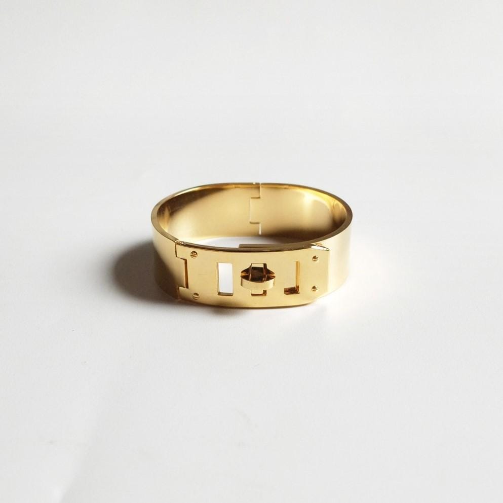 Wearstatuquo.com