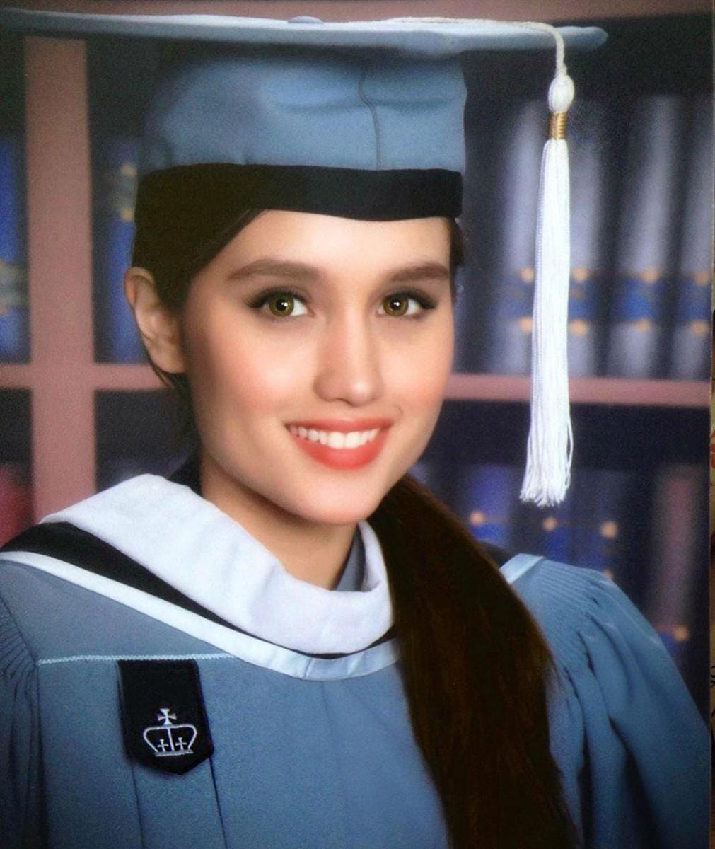 Instagram.com/claurakiehl