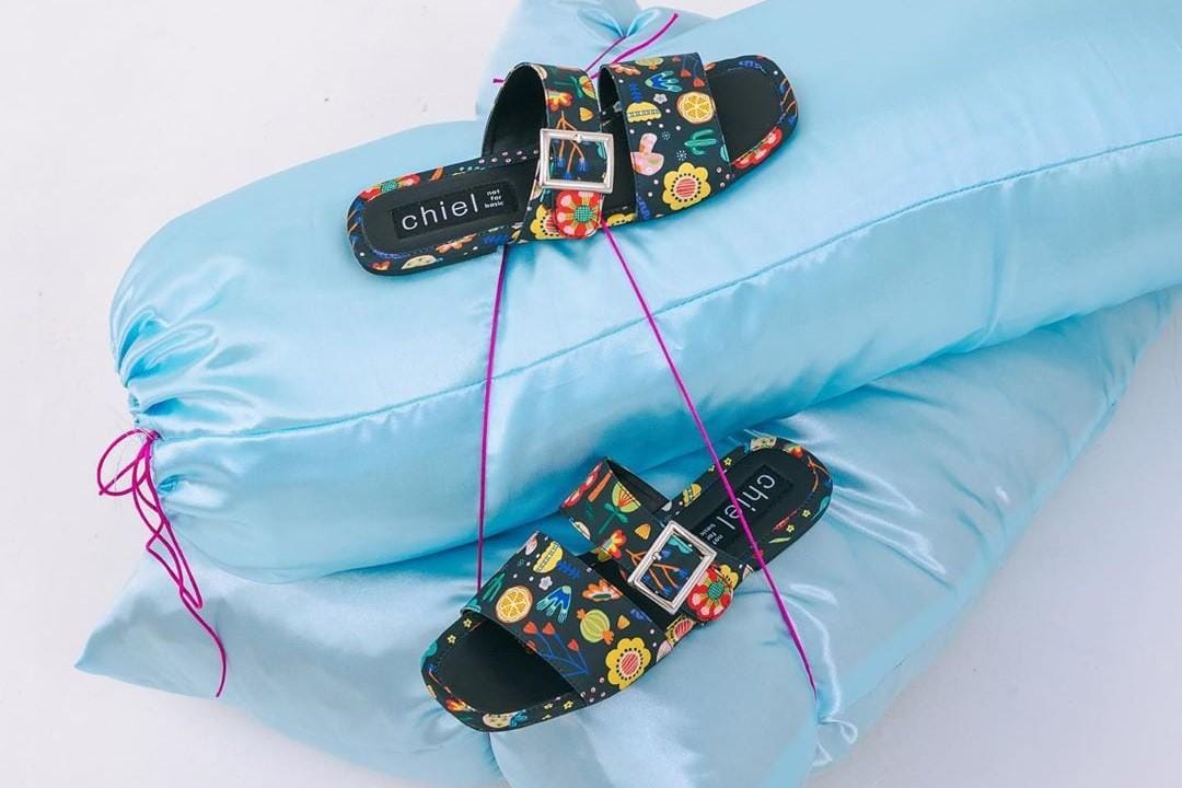 #PopbelaOOTD: Rekomendasi Sandal di Kantor, Cocok untuk Era New Normal