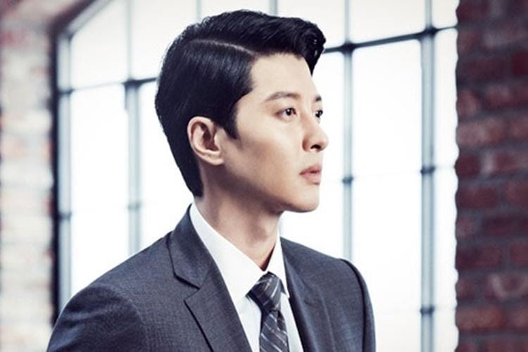 Dicap Playboy, Aktor Lee Dong Gun Pernah Pacari 5 Perempuan Ini