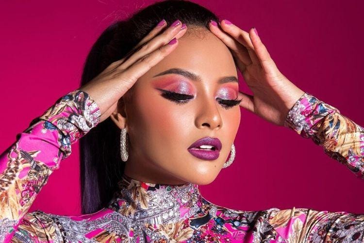 7 Tatanan Rambut Panjang a la Aurel Hermansyah, Mana Favoritmu?