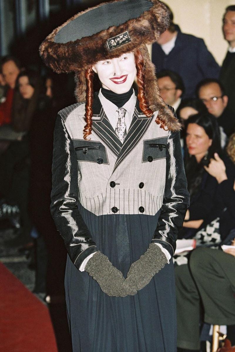 www.harpersbazaar.com