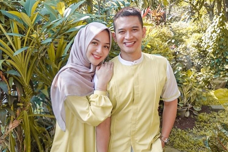10 Pasangan Pemain Sinetron Ini Mesranya Bikin Baper, Siapa Idolamu?