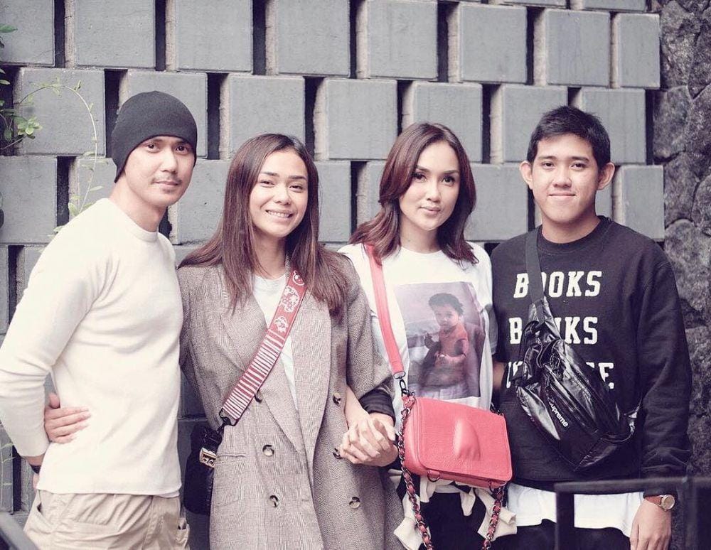 Instagram.com/sarawijayanto