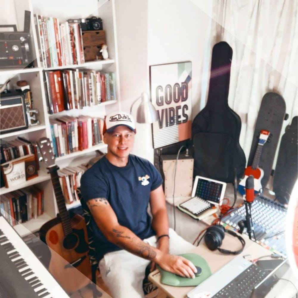 instagram.com/pierrerolandc