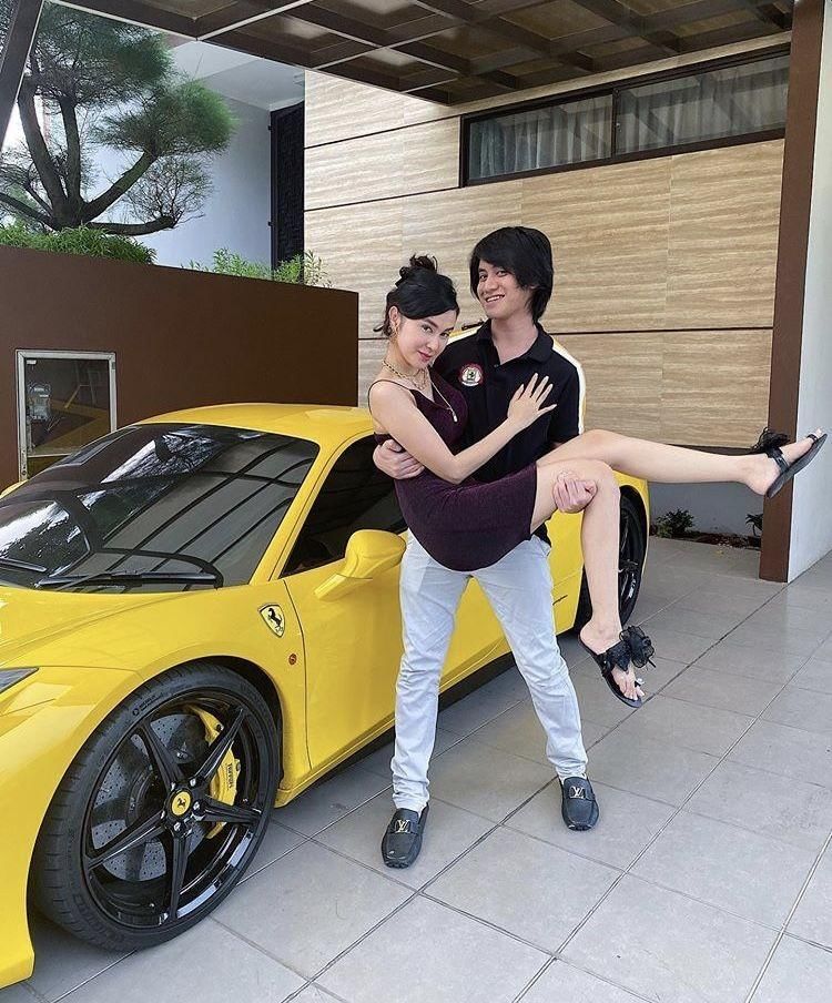 Instagram.com/kevinaprilio