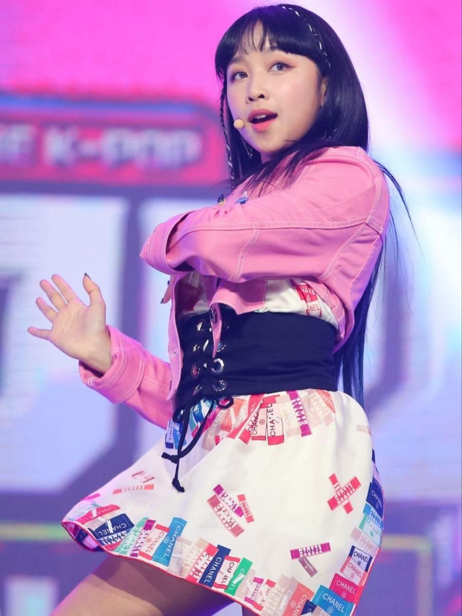 twitter.com/ALLTHEKPOP