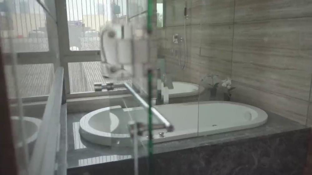 Youtube.com/dewi perssik real