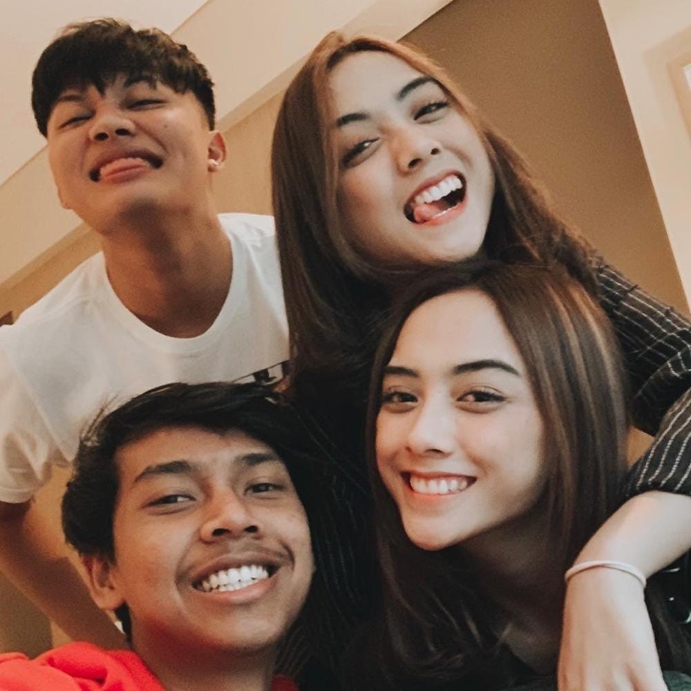 Instagram.com/azaliabiandaavissa
