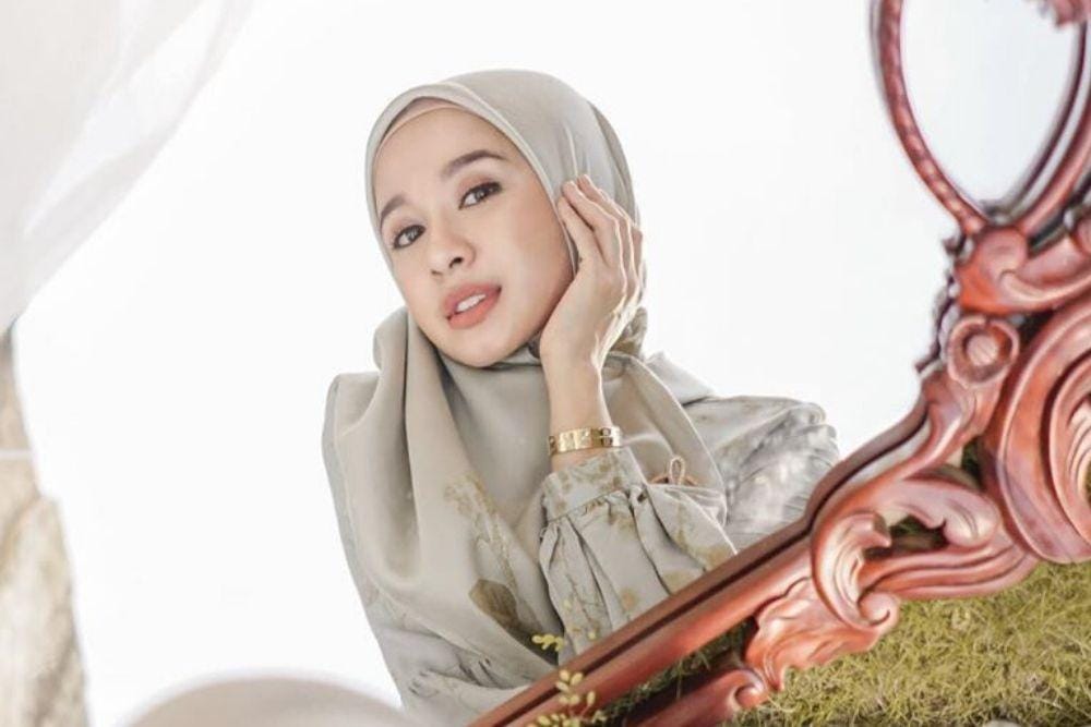 instagram.com/laudyacynthiabella