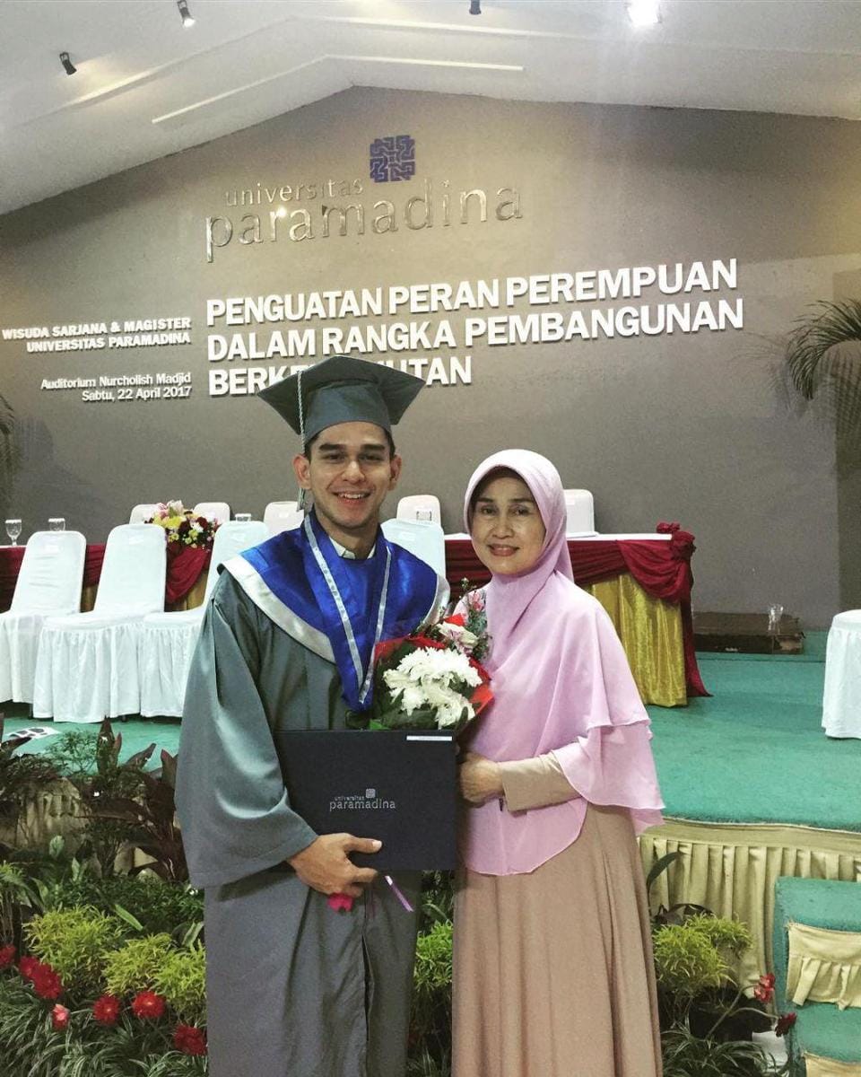 Instagram.com/azofrangga