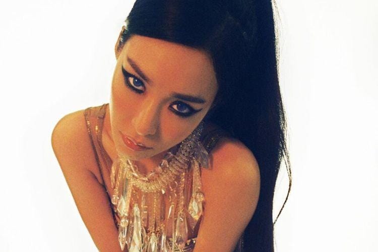 instagram.com/tiffanyyoungofficial