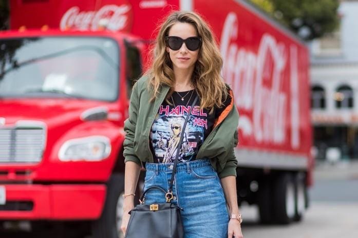Inspirasi OOTD Pakai Rok Denim, Siap-siap Tampil Keren!