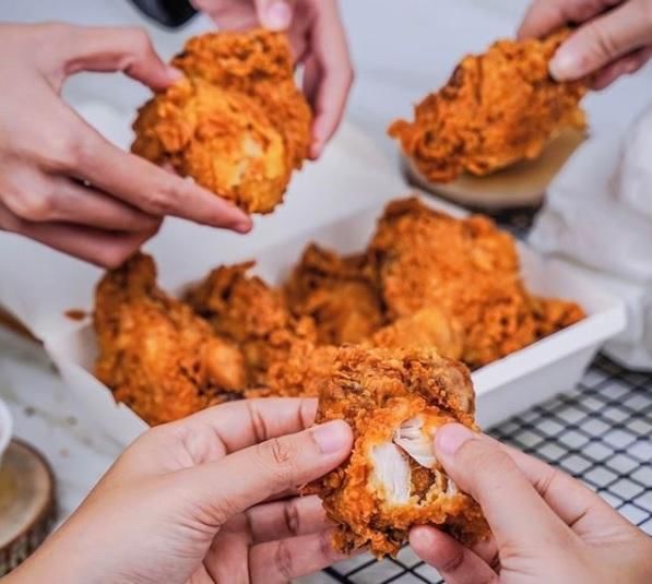 Instagram.com/mommomyam