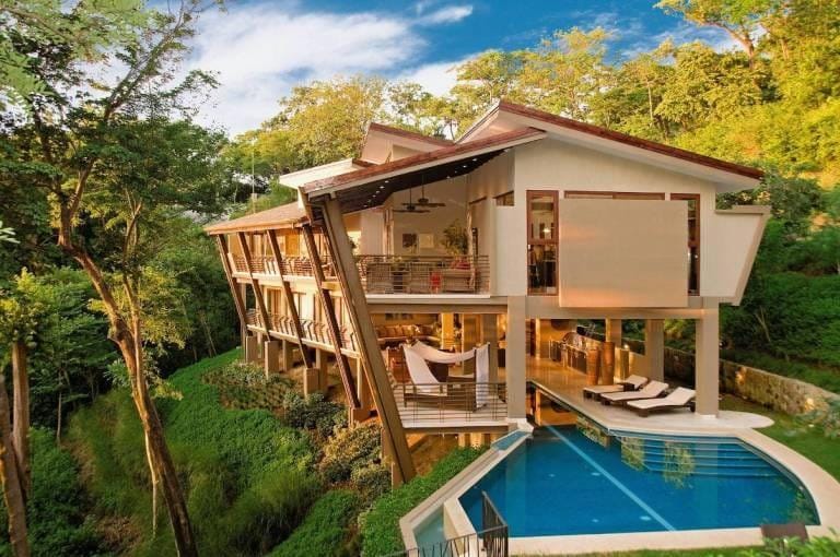 Dok. Sarcoarchitects