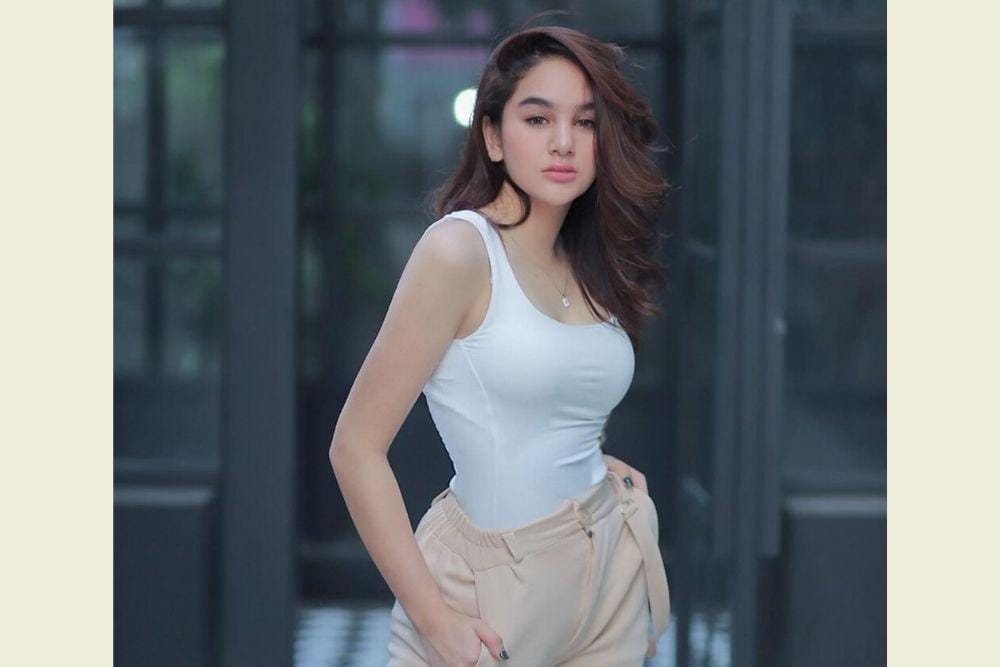 instagram.com/hanaaaast