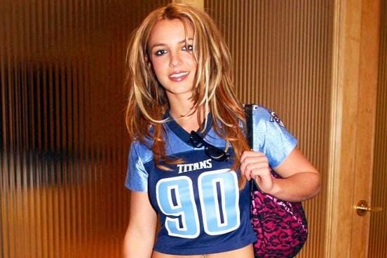 Gaya Khas Britney Spears di Tahun 90an yang Masih Hits Hingga Sekarang