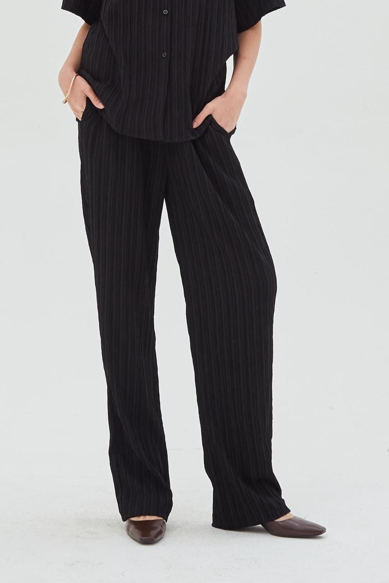 Shopatvelvet.com