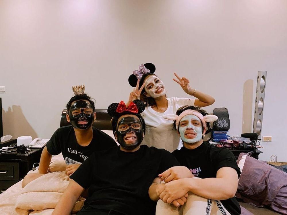 Instagram.com/aurelie.hermansyah