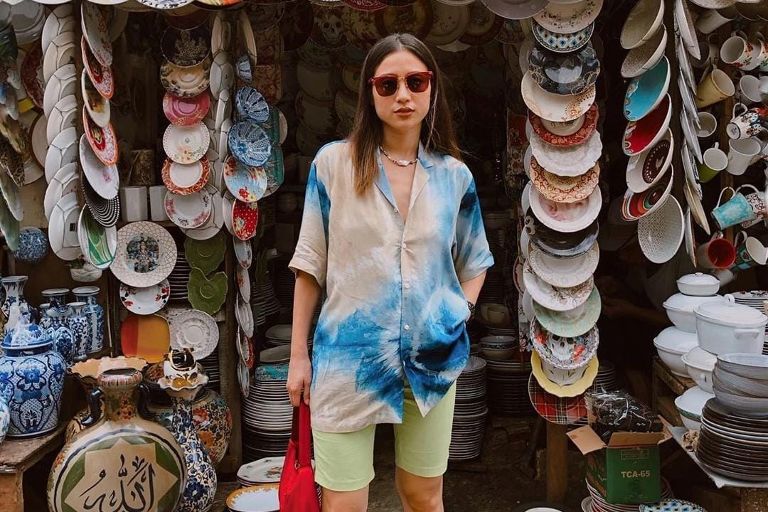 Tips Mix N Match Outfit Tie-dye a La Selebgram Indonesia