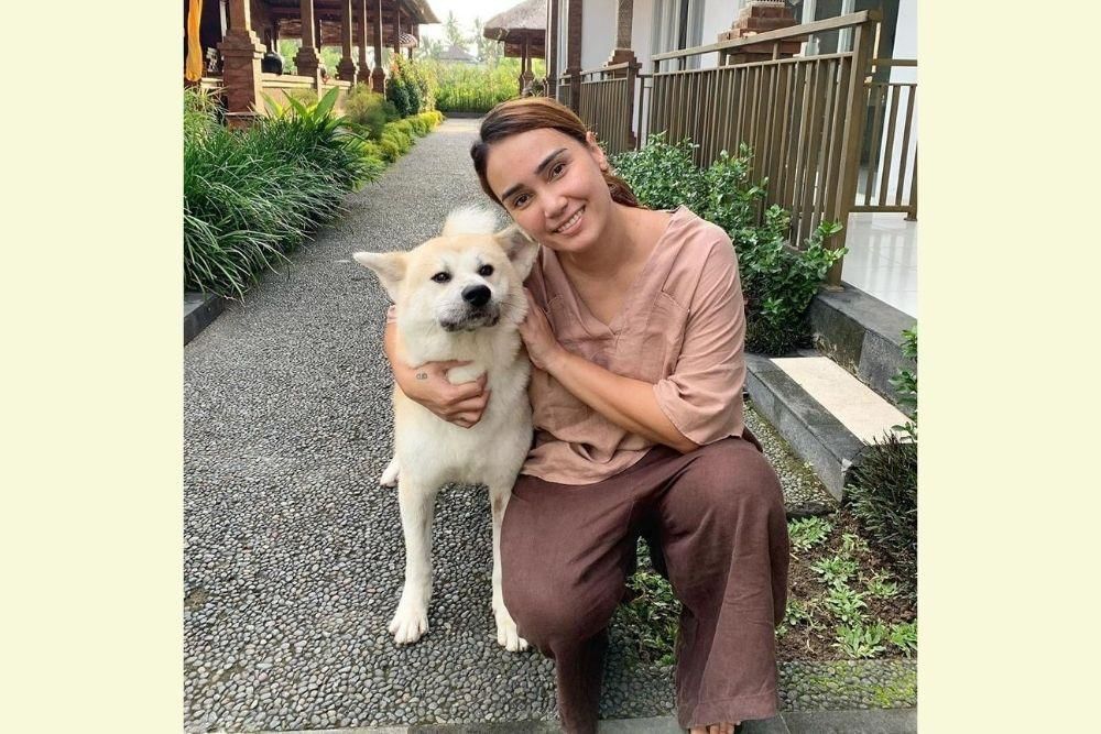 instagram.com/febyfebiola_