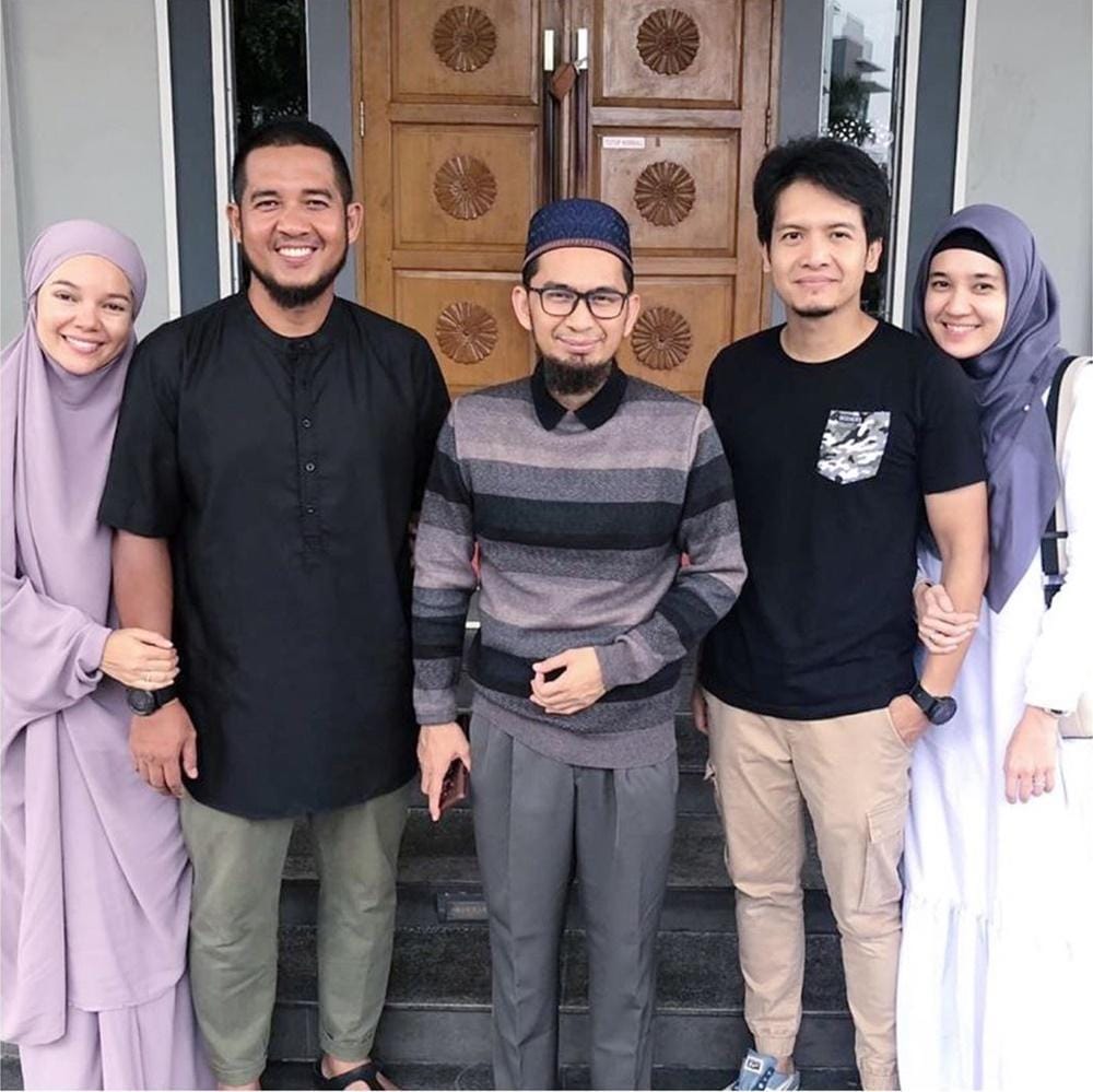 Instagram.com/dhiniaminarti