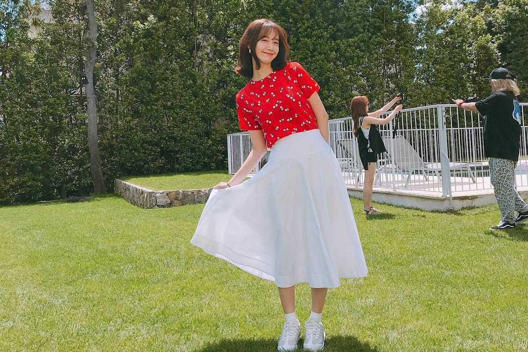Intip Gaya Manis Yoona SNSD yang Makin Kekinian