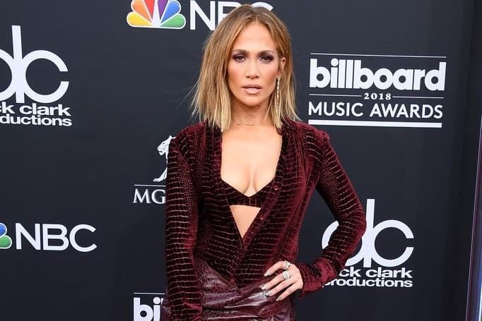 Deretan Sepatu Seksi yang Pernah Dipakai oleh Jennifer Lopez