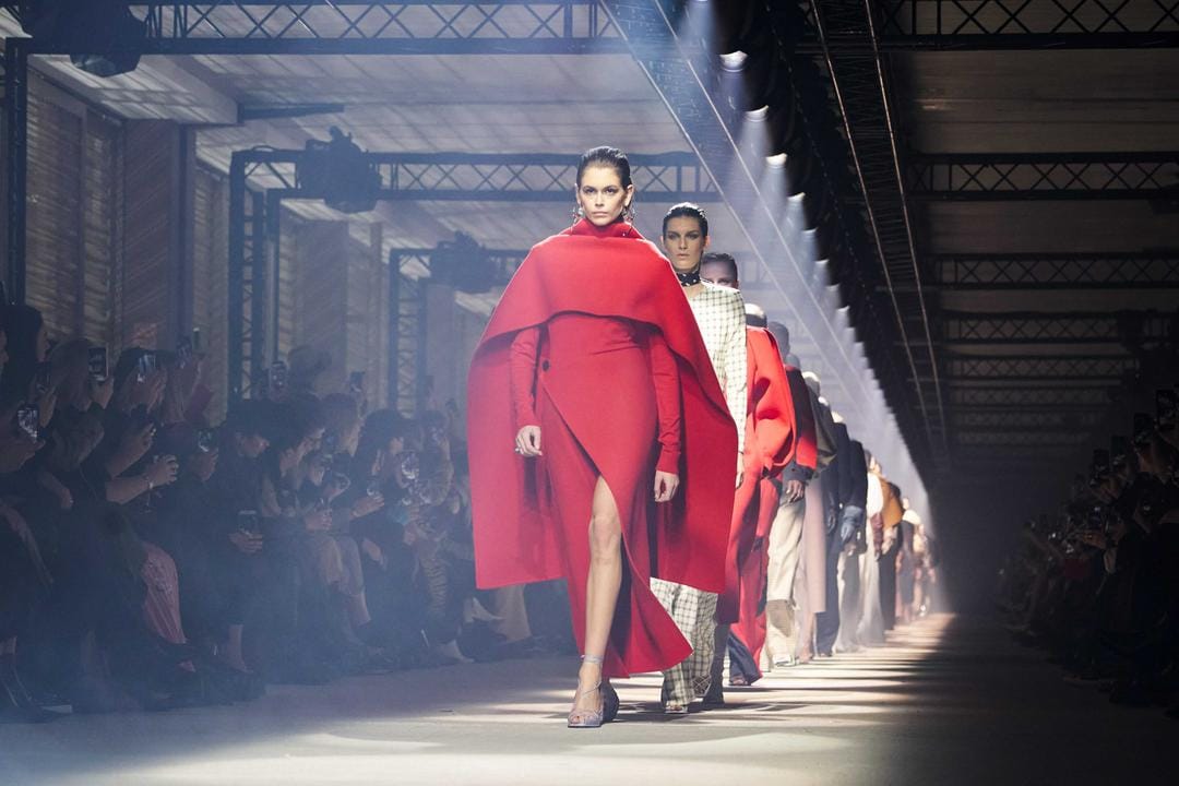 Alasan Givenchy Jadi Brand Fashion Ikonik dan Mahal