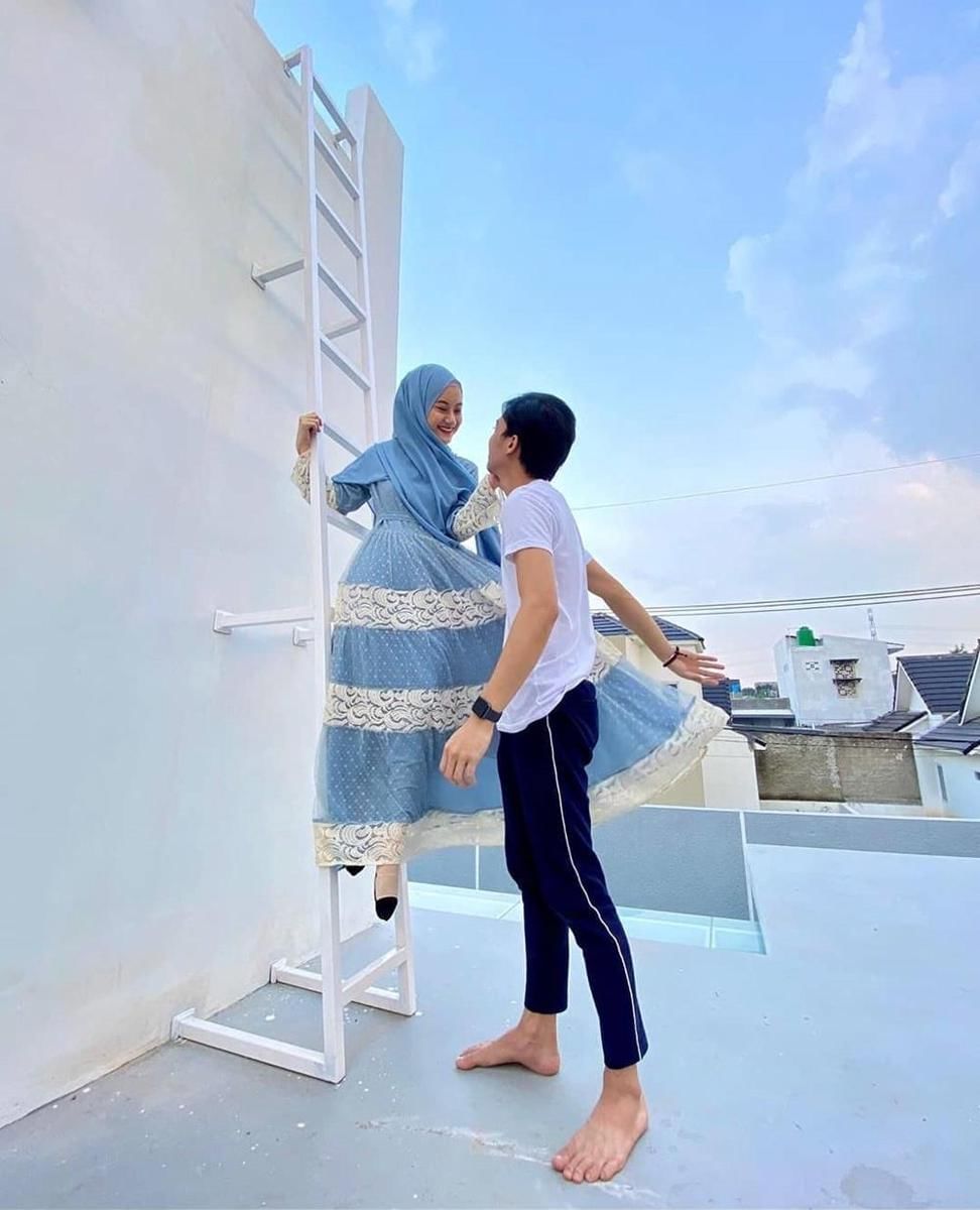 Instagram.com/dindahw