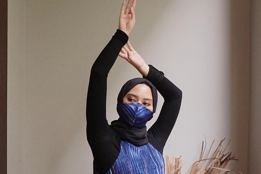 #PopbelaOOTD: Rekomendasi Masker untuk Berhijab dari Brand Lokal