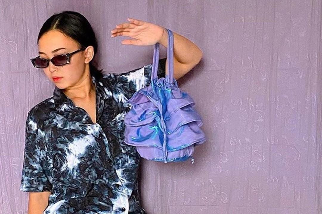 #PopbelaOOTD: Tas Warna Statement, Siap Buat OOTD Makin Catchy!