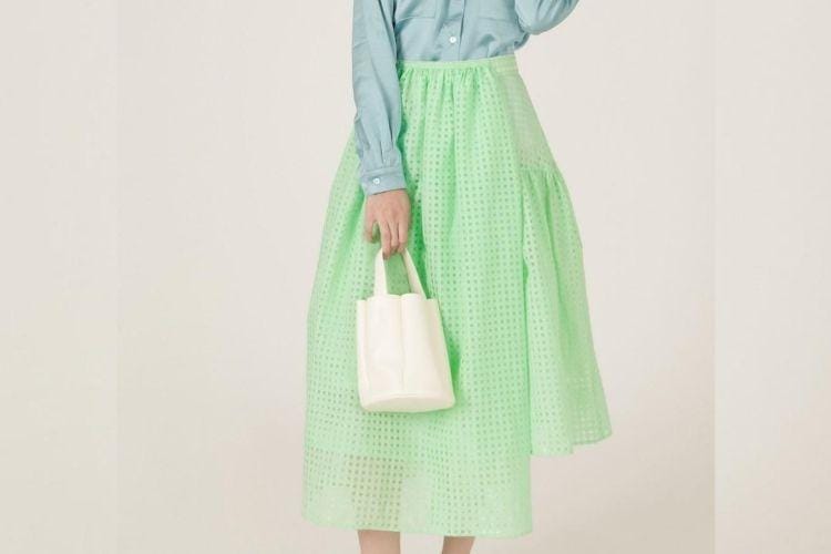 #PopbelaOOTD: Kumpulan Rok Asimetris dari Brand Lokal, Chic Banget!