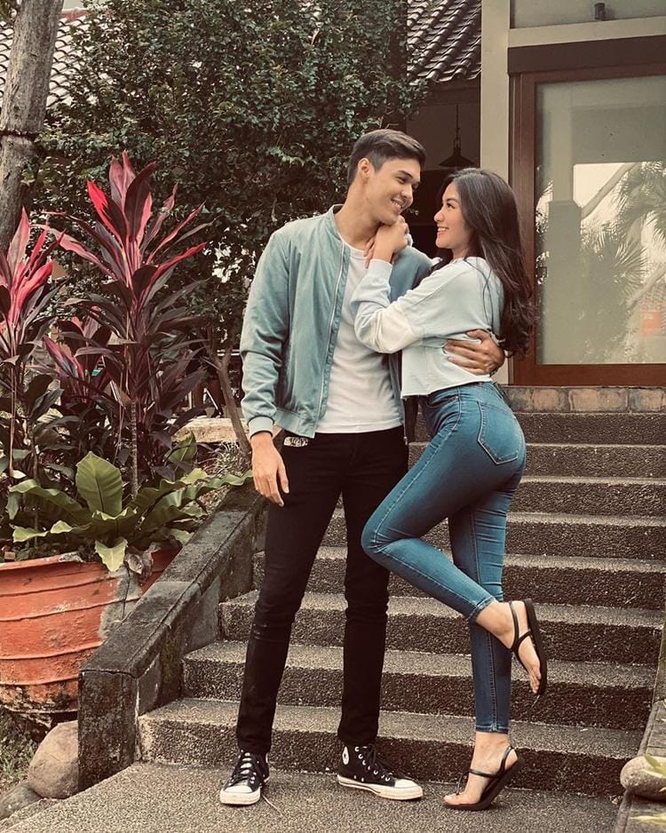 Instagram.com/ochi24