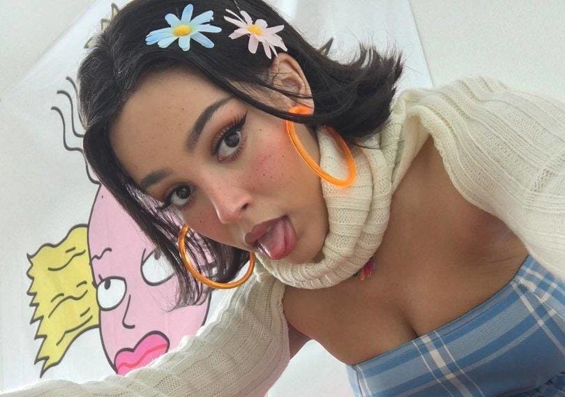 Hits di TikTok, Ini 3 Tutorial Makeup a la e-Girl yang Bisa Dicoba