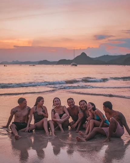 instagram.com/aqsaaswar